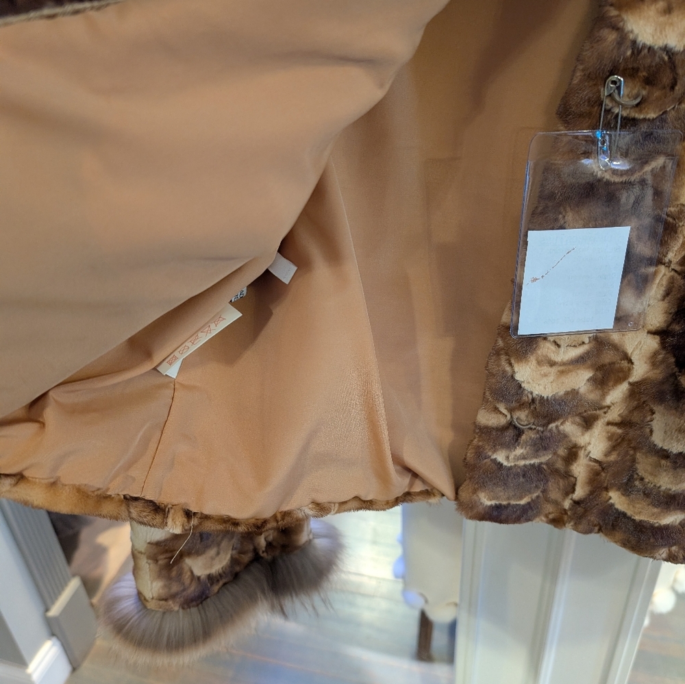 Brown Women's Mink Jacket with Fur Collar - Picture 3 of 3